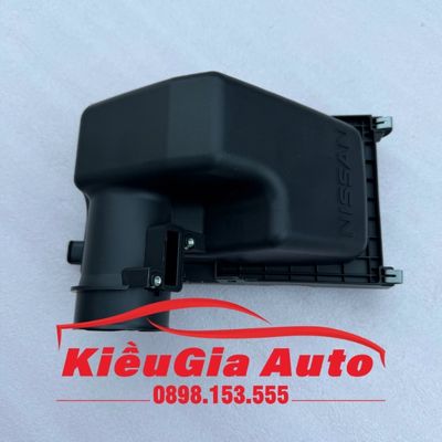 Bầu lọc gió trên Nissan Sunny 2013-2020 Bầu lọc gió trên Nissan Sunny 2013-2020