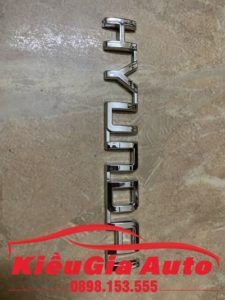 Banphutungoto.vn - LÔ GÔ CHỮ NỔI HYUNDAI XE ELANTRA - 863211R000-3