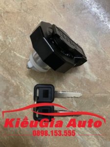 Banphutungoto.vn - NẮP BÌNH DẦU MITSUBISHI CANTER - 897095686