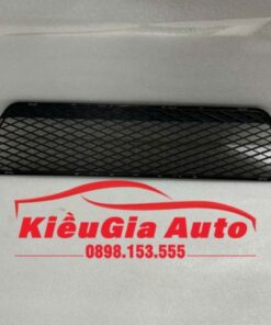 Lưới cản trước Ford Focus 2007-2009