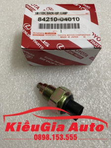 Banphutungoto.vn - CẢM BIẾN BÁO LÙI TOYOTA INNOVA - 8421004010-4
