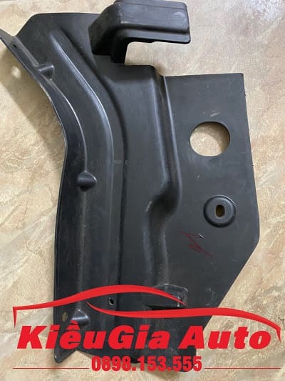 Banphutungoto.vn - CHẮN BÙN GẦM CHEVROLET CRUZE - 94566178 Banphutungoto.vn - CHẮN BÙN GẦM CHEVROLET CRUZE - 94566178
