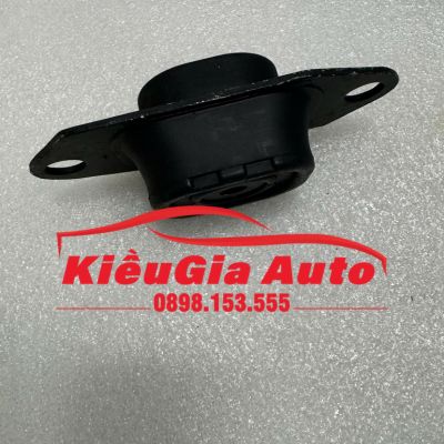 CHÂN MÁY HỘP SỐ NISSAN LIVINA CHÂN MÁY HỘP SỐ NISSAN LIVINA
