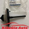 Banphutungoto.vn - DẪN HƯỚNG CÁNH CỬA FORD EVEREST - UR6372270A-2