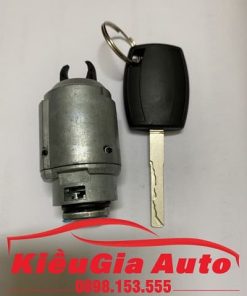 Banphutungoto.vn - Ổ KHÓA CẮM CHÌA NẮP CAPO FORD FOCUS - 4M5AA16B970ABA