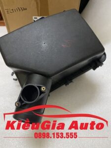 Banphutungoto.vn - HỘP LỌC GIÓ FORD LASER - ZLT113320A
