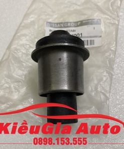 Banphutungoto.vn - CAO SU BỆ ĐỠ GẦM MÁY TRƯỚC NISSAN TIIDA - 64467-AX001-2