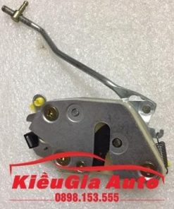 Banphutungoto.vn - Ổ khóa ngậm cánh cửa trước Suzuki 5 tạ - 8251077A01-1