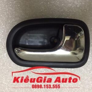 Banphutungoto.vn - Tay mở cửa trong Ford Everest - UM4658330A09
