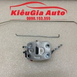 Banphutungoto.vn - Ổ khóa ngậm cánh cửa Kia 1.25 tấn - 0K6B6-58310-1 Banphutungoto.vn - Ổ khóa ngậm cánh cửa Kia 1.25 tấn - 0K6B6-58310-1