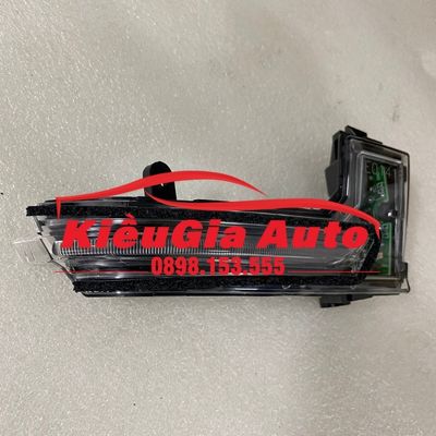 Banphutungoto.vn-Xi nhan gương chiếu hậu Mazda 3-BCKA69182B Banphutungoto.vn-Xi nhan gương chiếu hậu Mazda 3-BCKA69182B