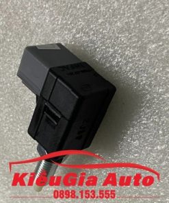 Banphutungoto.vn - Công tắc chân phanh Hyundai Trajet 2000-2008 - 938103K000.17
