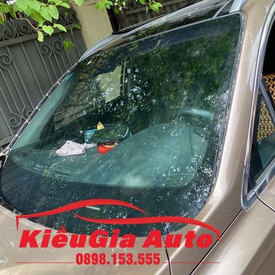 Kính chắn gió trước Hyundai Santafe 2012-2018 Kính chắn gió trước Hyundai Santafe 2012-2018