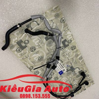 Ống nước hổi bình nước phụ Mercedes CLA 35 AMG 2019-2024 Ống nước hổi bình nước phụ Mercedes CLA 35 AMG 2019-2024