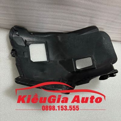 Chắn bùn lòng dè trước BMW 323i E90 2005-2010 Chắn bùn lòng dè trước BMW 323i E90 2005-2010