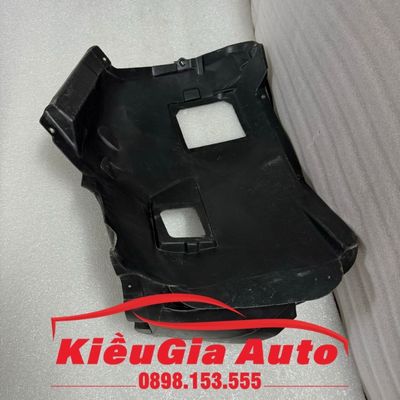Chắn bùn lòng dè trước BMW 325i E90 2005-2012 Chắn bùn lòng dè trước BMW 325i E90 2005-2012