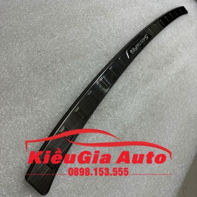 Nẹp cốp hậu sau ngoài Hyundai Santafe 2021-2024 Nẹp cốp hậu sau ngoài Hyundai Santafe 2021-2024