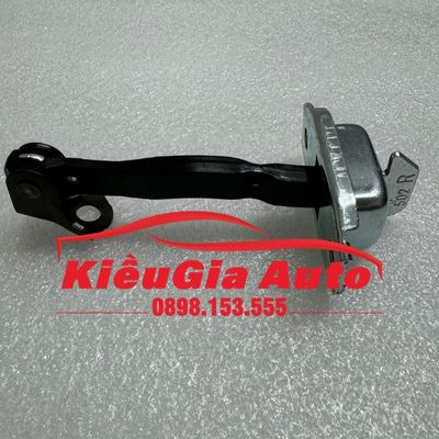 Giới hạn cánh cửa Toyota Innova 2006-2015 Giới hạn cánh cửa Toyota Innova 2006-2015
