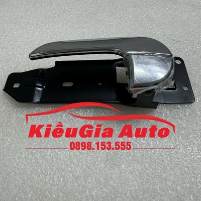 Tay mở cửa trong Kia K150