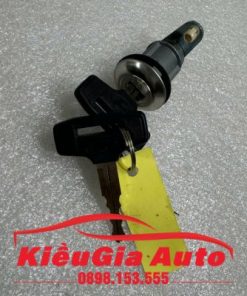 Ổ khóa chìa cánh cửa Kia Hyundai HD320 HD370 HD380 HD450
