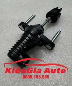 Tổng côn trên Toyota Hilux 2004-2015