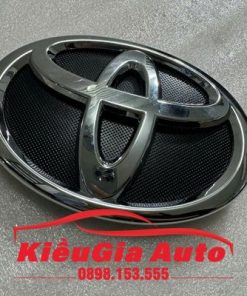 Logo trên ca lăng Toyota Fortuner 2016-2020