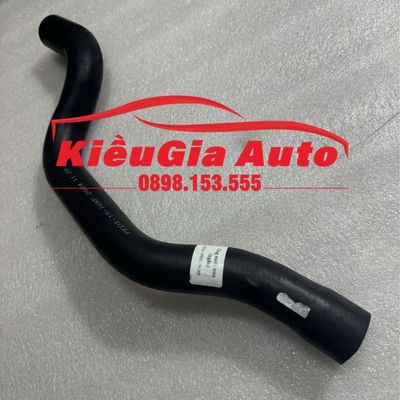 Ống cao su vào két nước trên Mazda 3 2014-2019 Ống cao su vào két nước trên Mazda 3 2014-2019