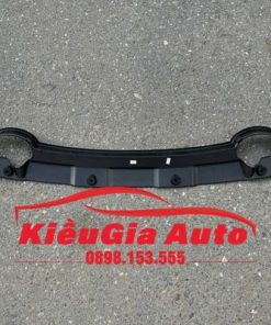 Ốp hướng gió cản trước Nissan Navara 2007-2014