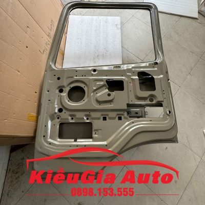 Cánh cửa Hyundai HD120