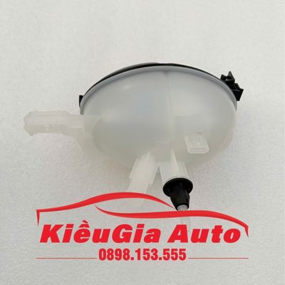 Bình nước phụ Mercedes C63 AMG W204 2011 Bình nước phụ Mercedes C63 AMG W204 2011