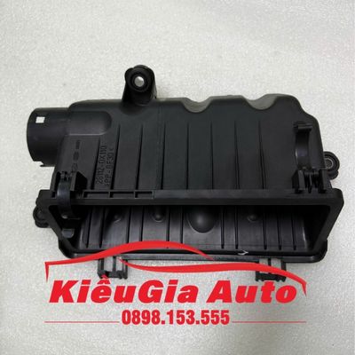 Nắp hộp lọc gió dưới Hyundai i10 2008-2013 Nắp hộp lọc gió dưới Hyundai i10 2008-2013