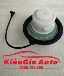 Nắp bình xăng trong Ford Fiesta 2011-2013